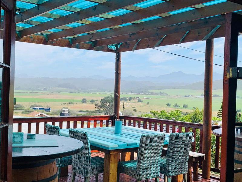 4 Bedroom Property for Sale in Fraaiuitsig Western Cape